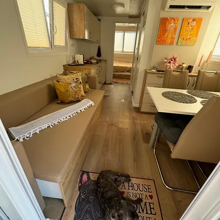 Apartman Floating House Sophy
